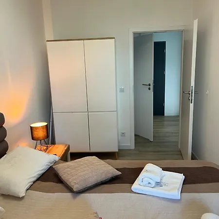 Baltic Vip Przy Plazy Szczecinska Rewal