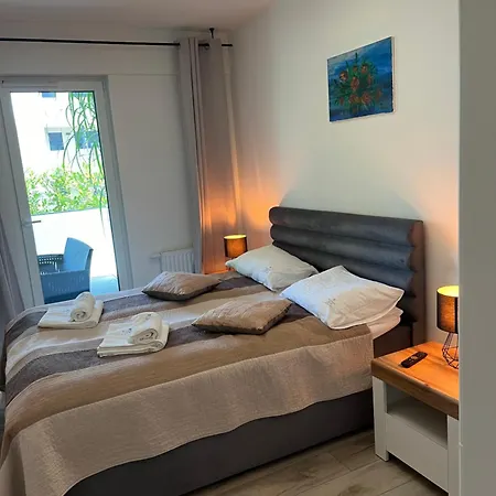 Baltic Vip Przy Plazy Szczecinska Appartement *